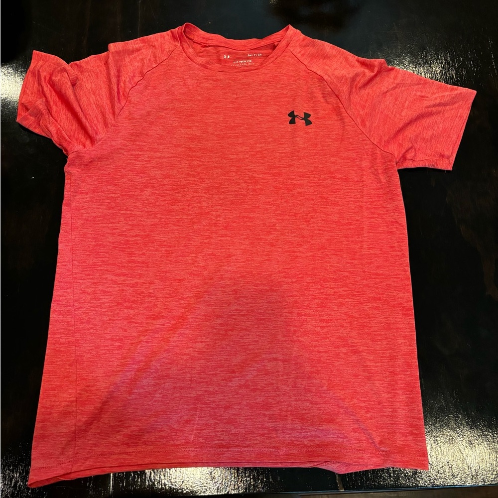 Men’s under armour tech tee